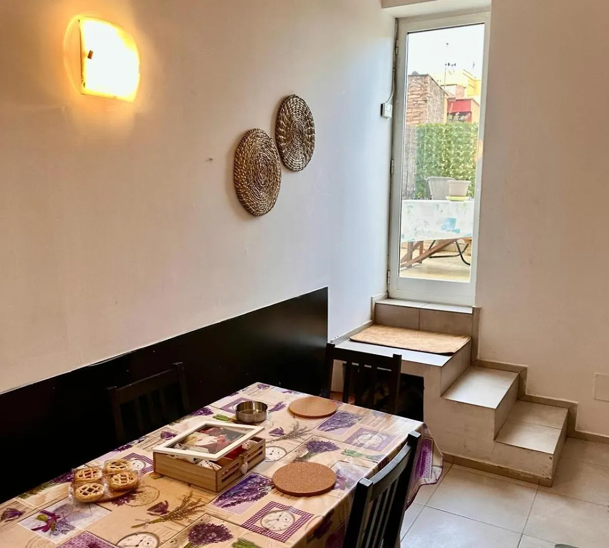 San Lollo Room Roma 0*,  İtalya